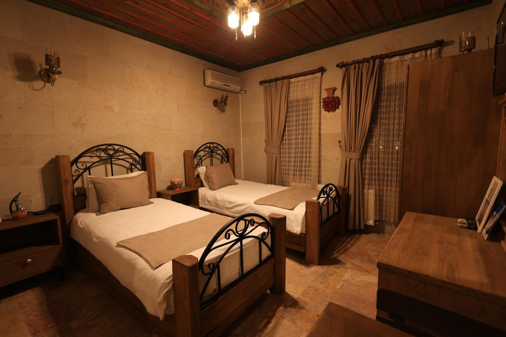 Katapa Stone House Hotel Goreme Exterior photo