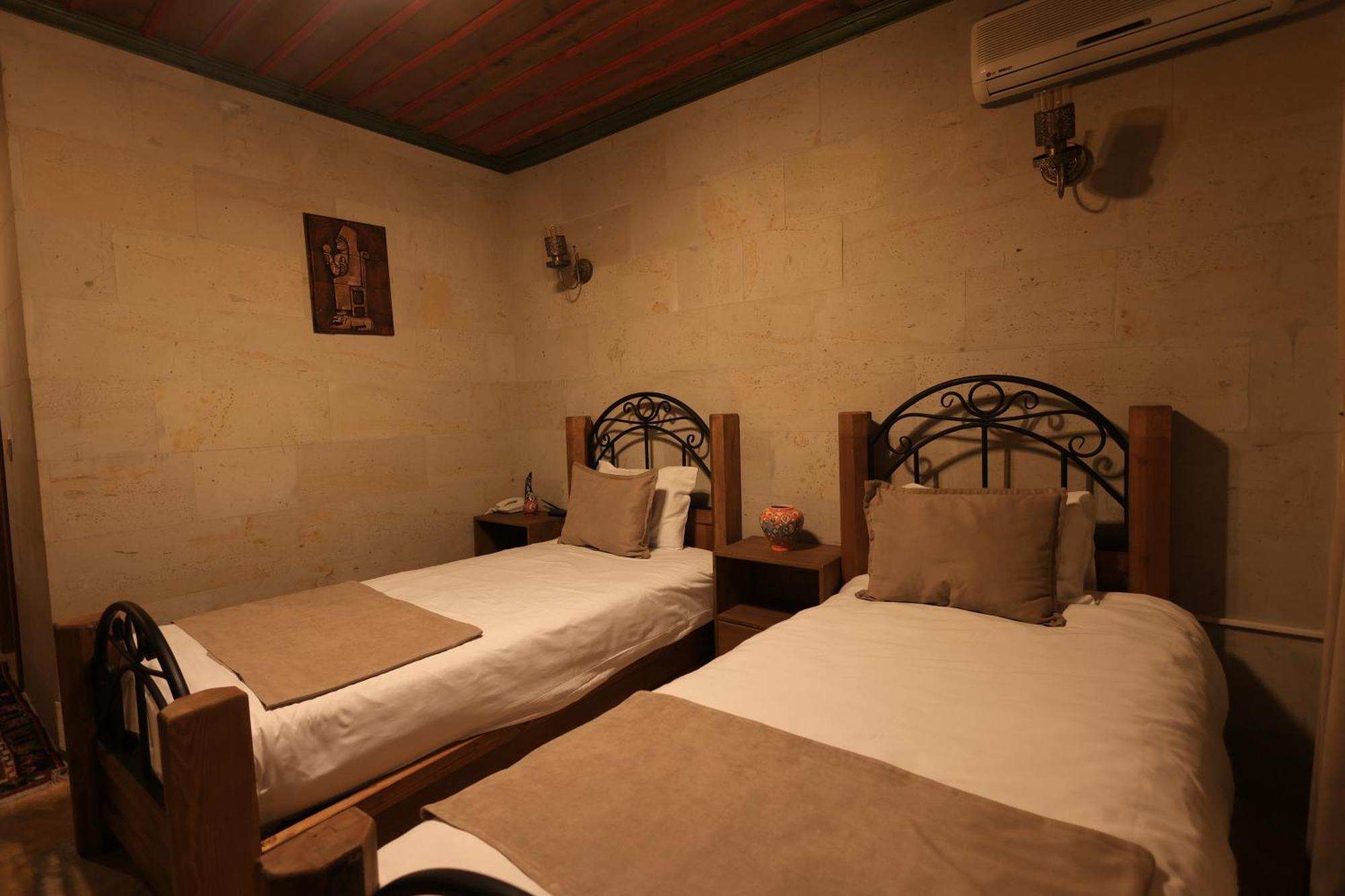Katapa Stone House Hotel Goreme Exterior photo